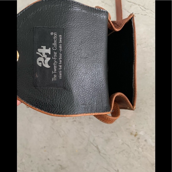 Crossbody bag - Picture 3 of 3